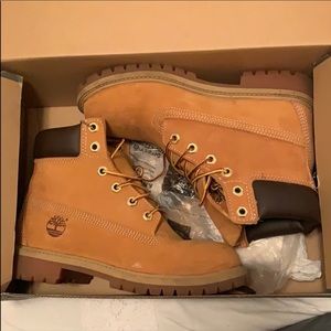 Junior Timberlands